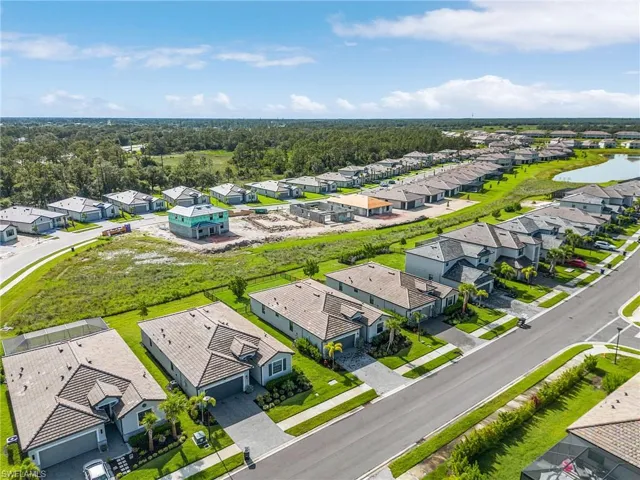 11151 Timber Creek Dr E, Fort Myers, Florida 33913