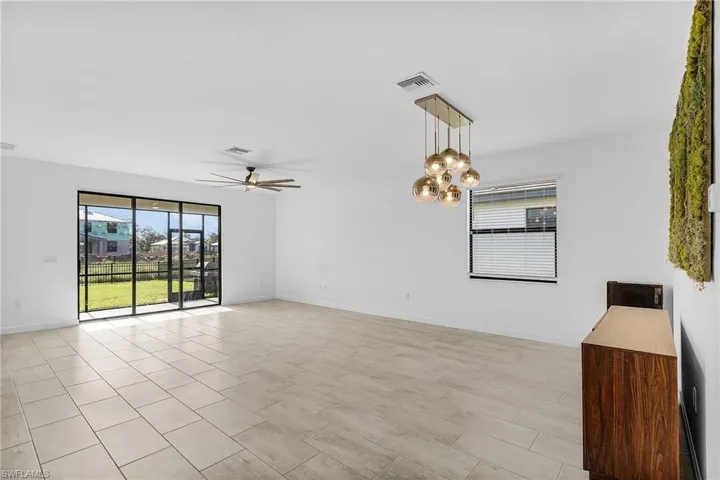 11151 Timber Creek Dr E, Fort Myers, Florida 33913