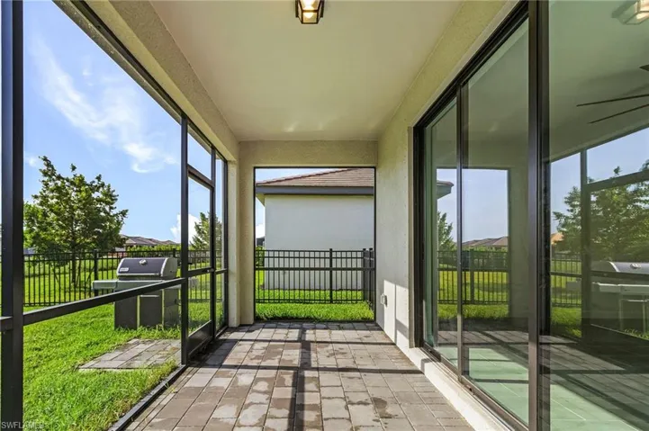 11151 Timber Creek Dr E, Fort Myers, Florida 33913