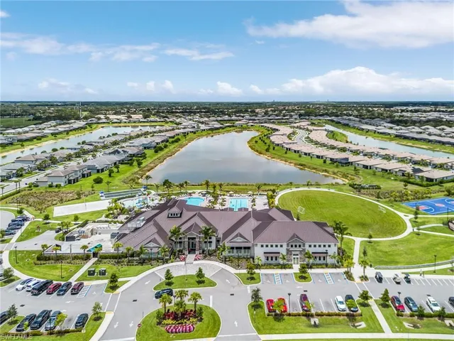 11151 Timber Creek Dr E, Fort Myers, Florida 33913