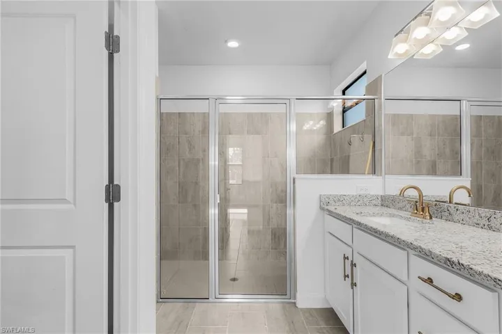 11151 Timber Creek Dr E, Fort Myers, Florida 33913