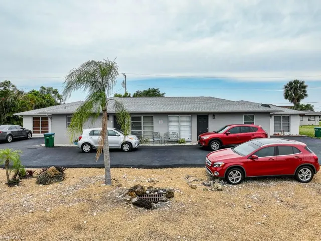 710 SE 46th  TER, Cape Coral, FL 33904