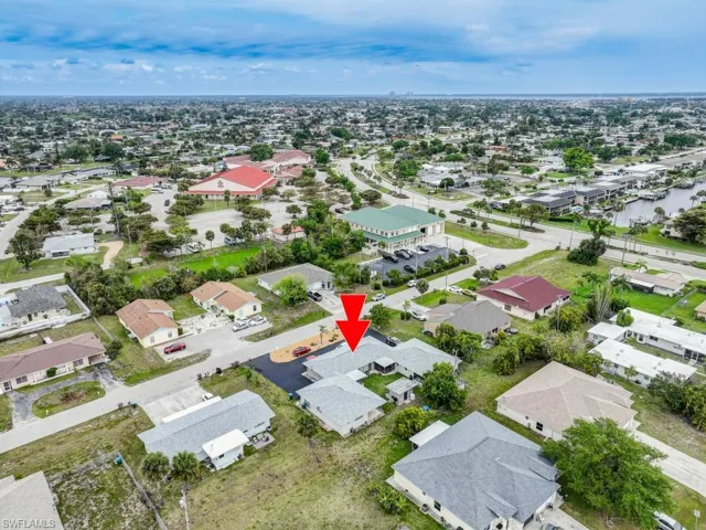 710 SE 46th  TER, Cape Coral, FL 33904