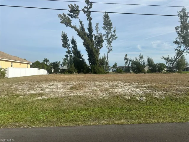 149 SE 21st ST, CAPE CORAL FL 33990