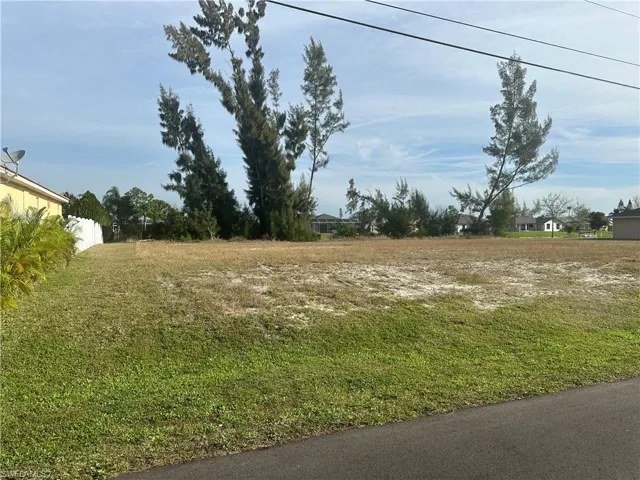 149 SE 21st ST, CAPE CORAL FL 33990