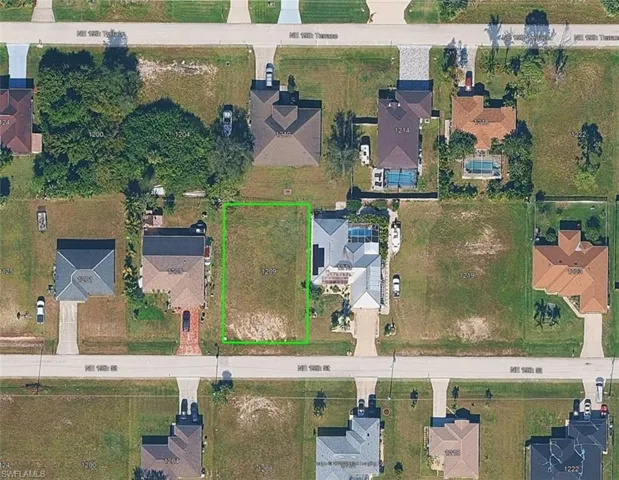 1209 Ne 19th St, Cape Coral, Florida 33909