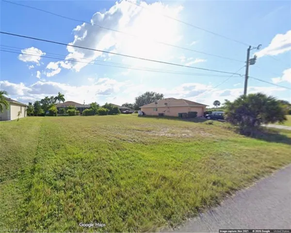 1209 Ne 19th St, Cape Coral, Florida 33909