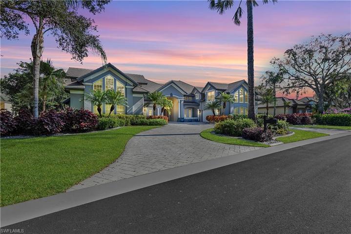 Estate Home In Gateway