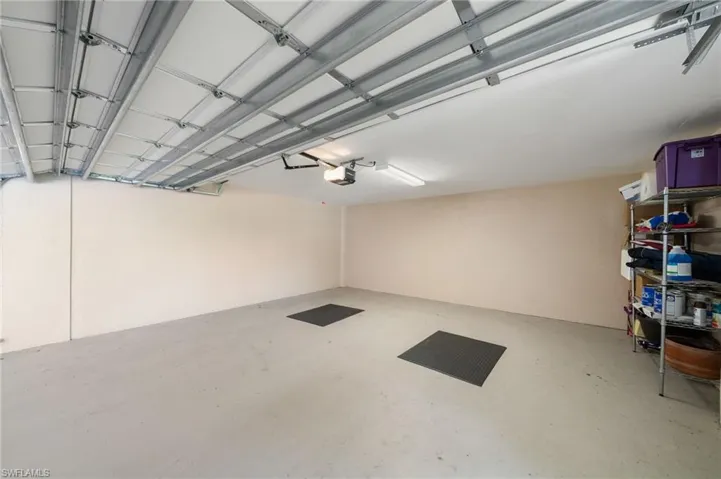 Private 2 Car Garage