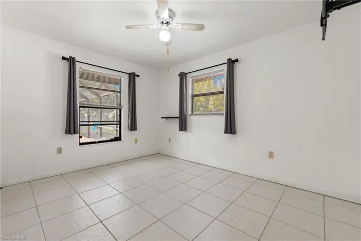 16 Lorelei Ave, Lehigh Acres Fl 33936