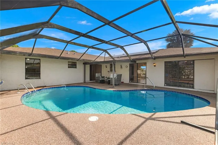16 Lorelei Ave, Lehigh Acres Fl 33936