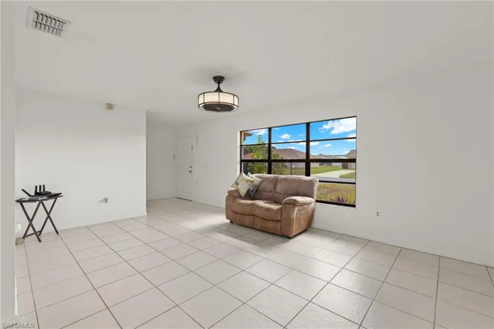 16 Lorelei Ave, Lehigh Acres Fl 33936