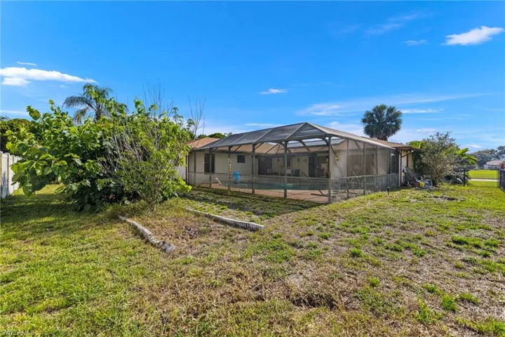 16 Lorelei Ave, Lehigh Acres Fl 33936