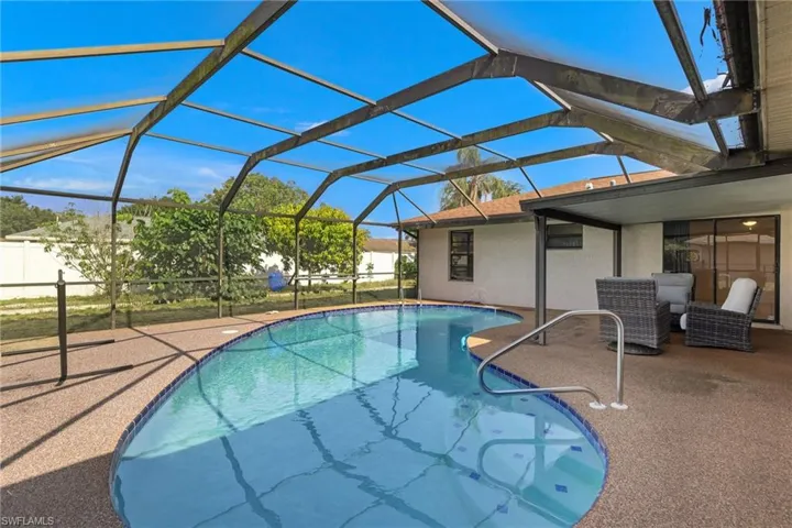 16 Lorelei Ave, Lehigh Acres Fl 33936