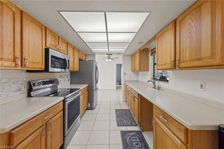 16 Lorelei Ave, Lehigh Acres Fl 33936