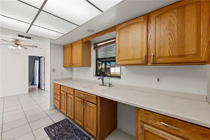 16 Lorelei Ave, Lehigh Acres Fl 33936
