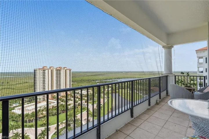 1060 Borghese Ln 2006, Naples, Florida 34114