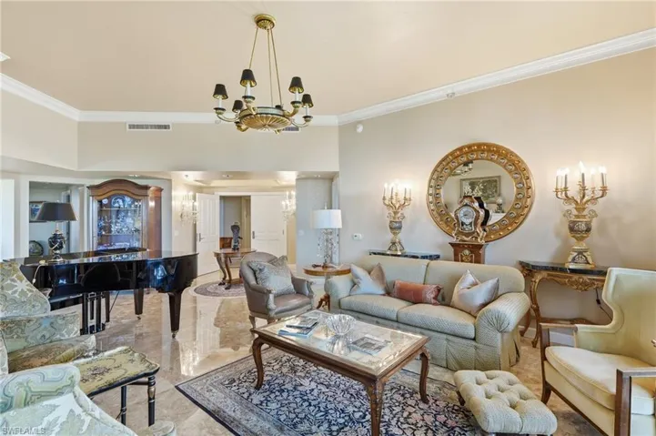 1060 Borghese Ln 2006, Naples, Florida 34114