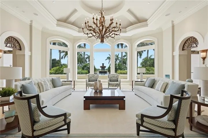 1060 Borghese Ln 2006, Naples, Florida 34114