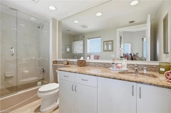 1060 Borghese Ln 2006, Naples, Florida 34114