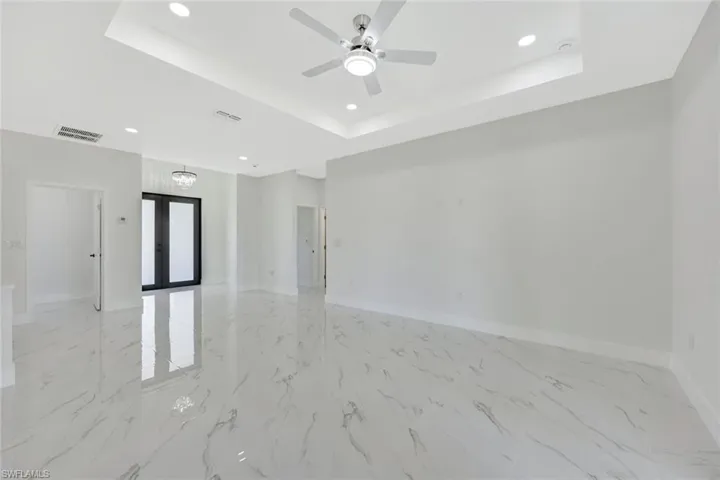 2706  28th SW ST, Lehigh Acres, FL 33976
