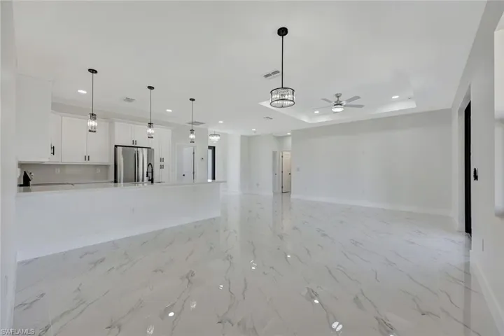 2706  28th SW ST, Lehigh Acres, FL 33976