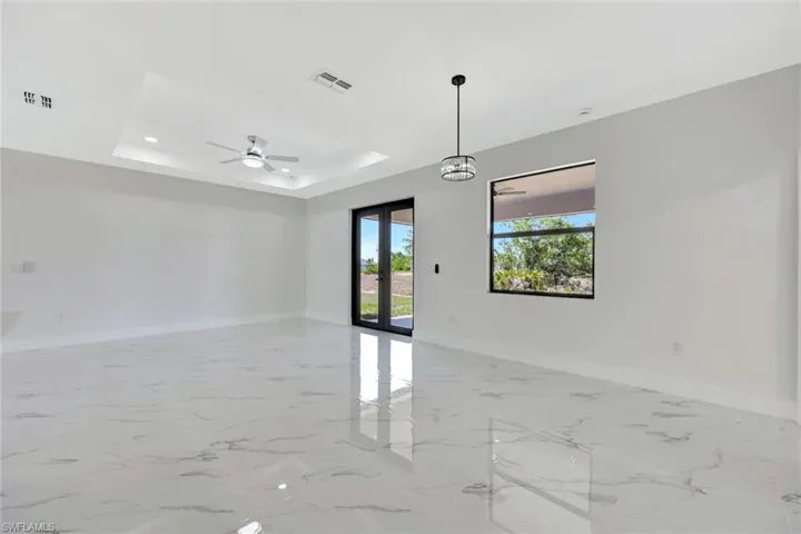 2706  28th SW ST, Lehigh Acres, FL 33976