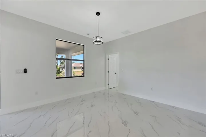 2706  28th SW ST, Lehigh Acres, FL 33976
