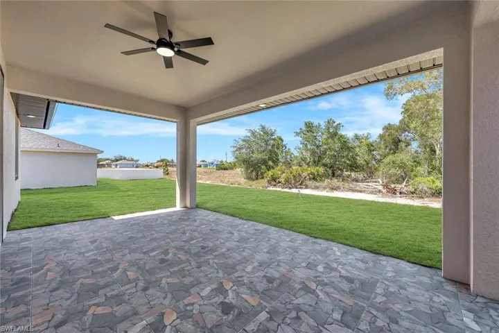 2706  28th SW ST, Lehigh Acres, FL 33976