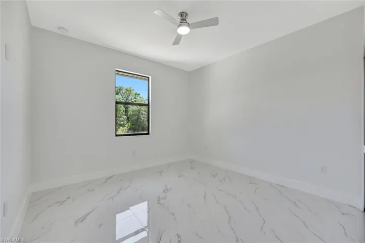 2706  28th SW ST, Lehigh Acres, FL 33976