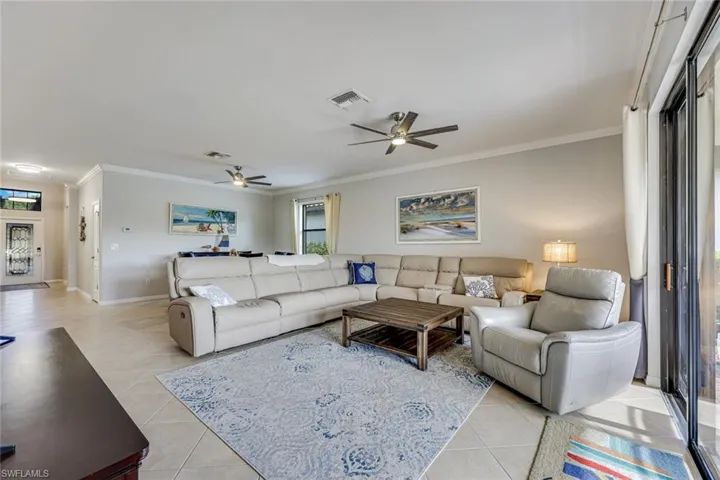 3738  Treasure Cove  CIR, Naples, FL 34114