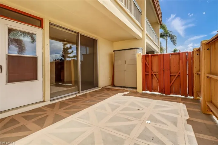 Private courtyard entryway.