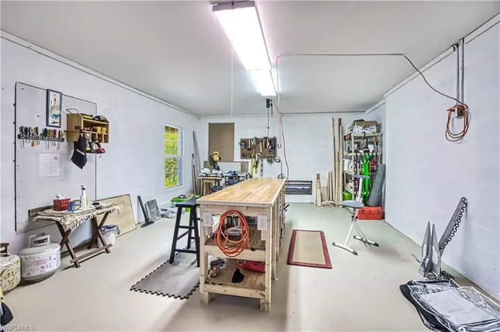 Garage Area Workshop