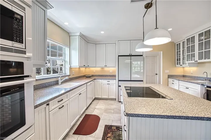Kitchen, With Glass Insert Cabinets, Island