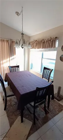Eat in kitchen area