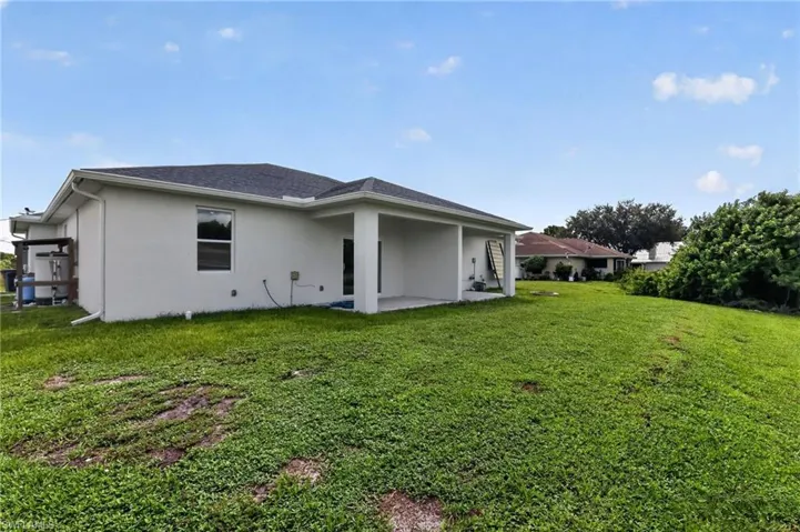 5209/5211 24th St Sw, Lehigh Acres, Florida 33973
