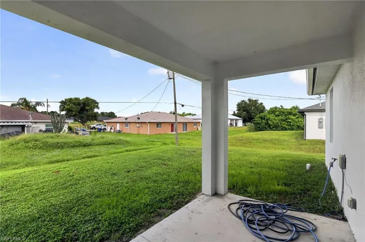 5209/5211 24th St Sw, Lehigh Acres, Florida 33973