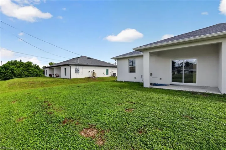 5209/5211 24th St Sw, Lehigh Acres, Florida 33973