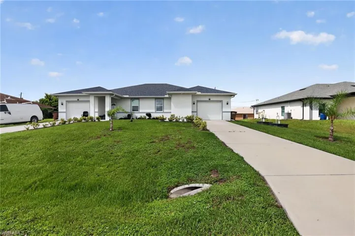 5209/5211 24th St Sw, Lehigh Acres, Florida 33973