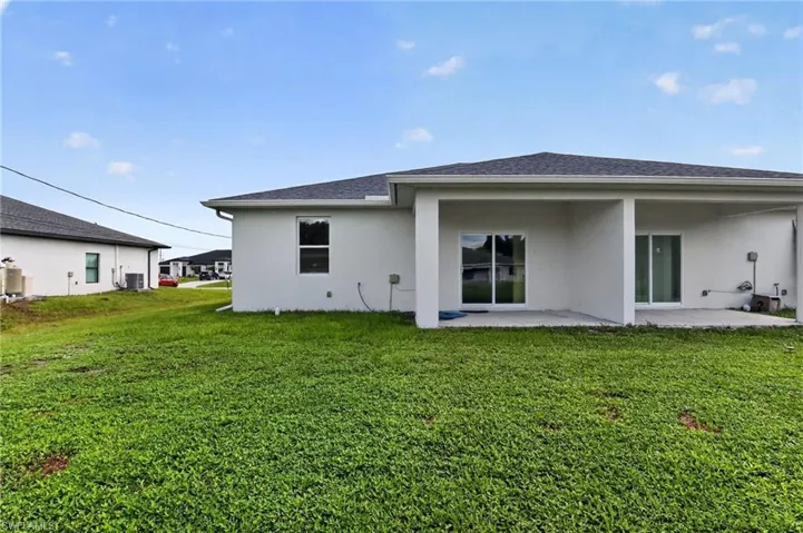 5209/5211 24th St Sw, Lehigh Acres, Florida 33973