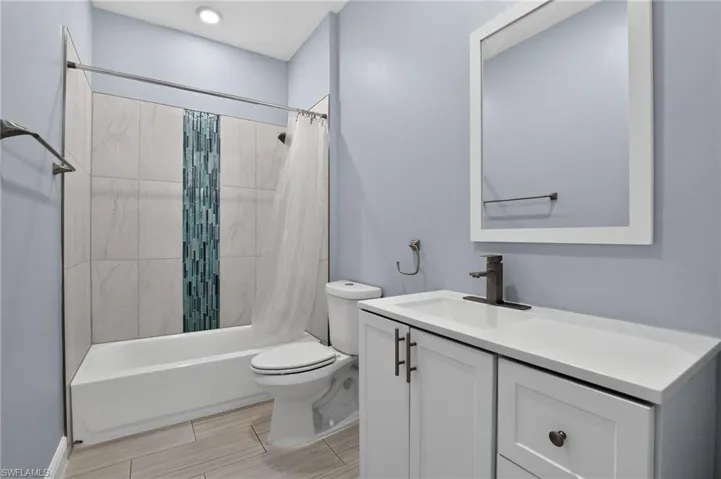 5209/5211 24th St Sw, Lehigh Acres, Florida 33973