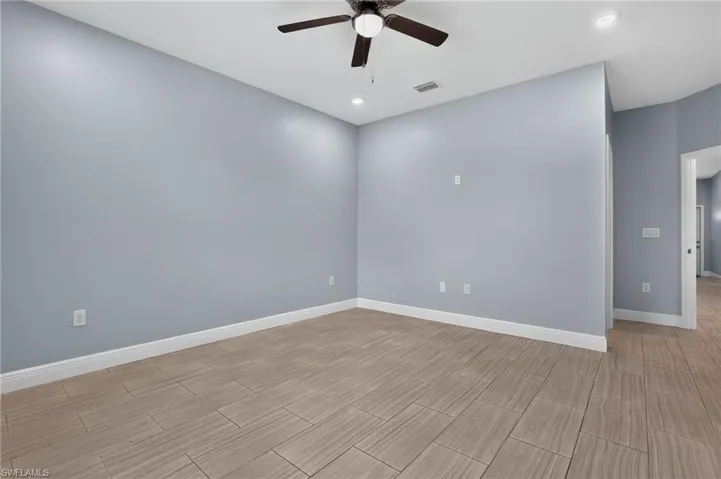 5209/5211 24th St Sw, Lehigh Acres, Florida 33973