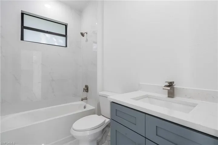 2708  Helen  PL, Lehigh Acres, FL 33971