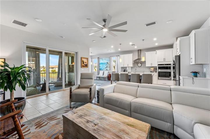 4683 Arboretum CIR # 203, NAPLES FL 34112