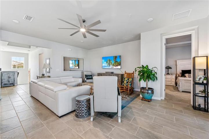 4683 Arboretum CIR # 203, NAPLES FL 34112
