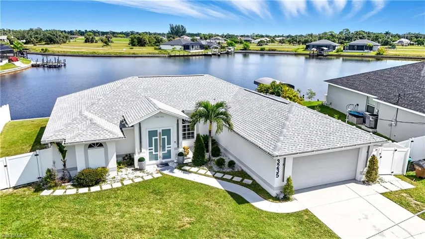 3235 Nw 17th Ln, Cape Coral, Florida 33993