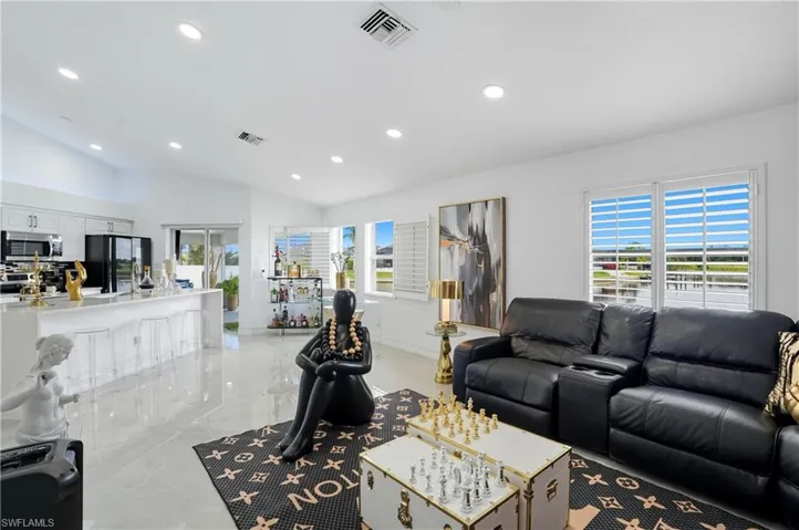 3235 Nw 17th Ln, Cape Coral, Florida 33993