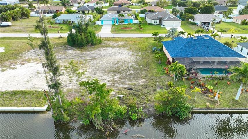 209 SW 21st ST, CAPE CORAL FL 33991