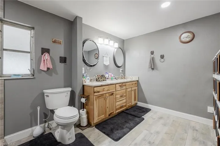 13907 Grenada Way, Fort Myers Fl 33905