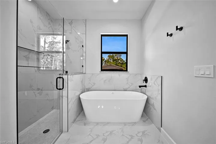 1309  Golden Gate E BLVD, Naples, FL 34120